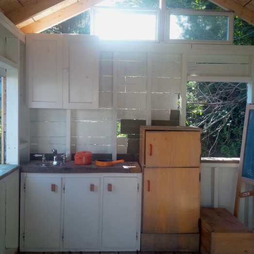 playhouse kitchen